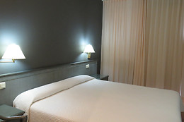 HOTEL SANTA ANNA