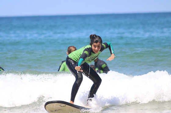 Clase privada de surf o paddle surf en Suances (Cantabria)