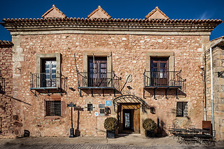 Una noche en la zona hostel para 2 en Hotel & Spa Salinas de Imón*** en Imón (Guadalajara)