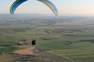 Un vuelo en parapente para 1 en Airparapente en Alarilla (Guadalajara)
