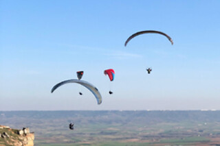 Un vuelo en parapente para 1 en Airparapente en Alarilla (Guadalajara)