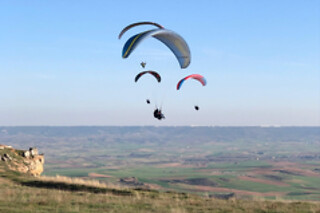 Un vuelo en parapente para 1 en Airparapente en Alarilla (Guadalajara)
