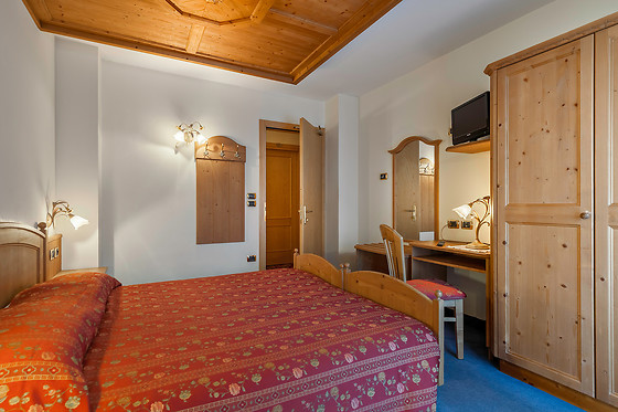 Family Hotel La Perla - photo 1