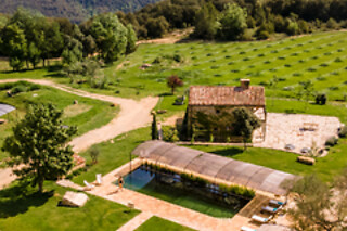 Una noche con cena para 2 en Can Buch Hotel ECOTurismo en Sant Aniol de Finestres (Girona)