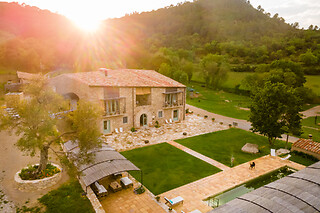 Dos noches con cena para 2 en Can Buch Hotel ECOTurismo en Sant Aniol de Finestres (Girona)