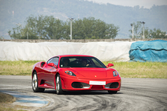 FERRARI RENT BRAGA - photo 6