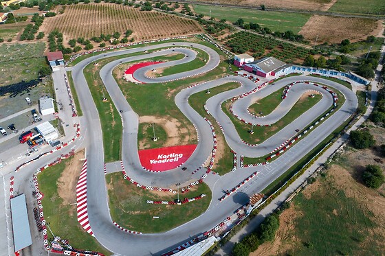 Una tanda de Super Kart para 4 en Karting Vendrell en El Vendrell (Tarragona)