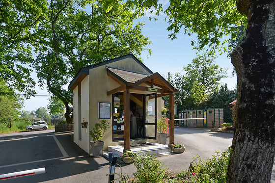 Camping de l'Etang du Pays Blanc - photo 12