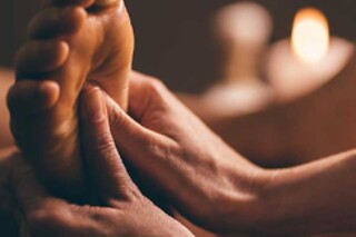 Un tratamiento de Harmony Piedras calientes para 1 en Harmony Sanctuary en Fuengirola (Málaga)