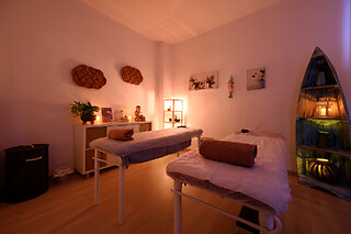 Un tratamiento de Harmony Piedras calientes para 1 en Harmony Sanctuary en Fuengirola (Málaga)