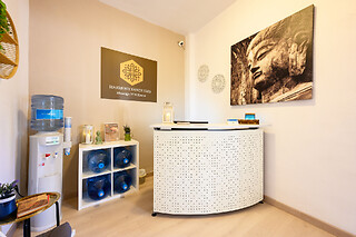 Un tratamiento de Harmony Piedras calientes para 1 en Harmony Sanctuary en Fuengirola (Málaga)