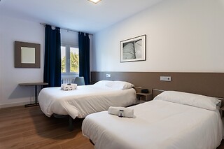 Una noche para 2 en Hotel Playa Las Sinas** en Vilanova de Arousa (Pontevedra)