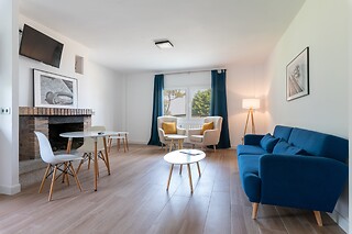 Una noche para 2 en Hotel Playa Las Sinas** en Vilanova de Arousa (Pontevedra)