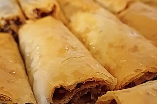 Una cena con show oriental para 2 en Restaurante Árabe Luz de Luna en Alicante