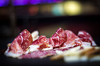 Una cena con espectáculo para 2 en Tablao Flamenco Valencia EL Toro y la Luna en Valencia