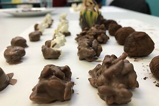 Un taller lúdico con chocolate para 2 en Taller de Chocolate en Barcelona