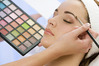 Una manicura basic para 1 en Corporea Bioestética en Madrid