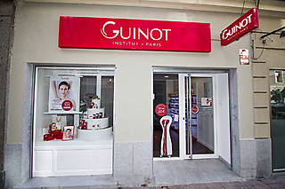 Un maquillaje de noche para 1 en Instituto Guinot Madrid Retiro en Madrid
