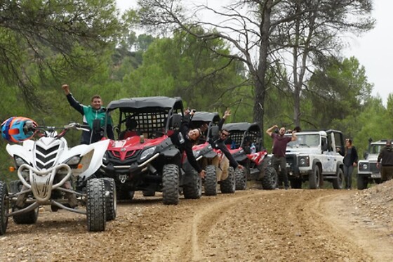 Un alquiler de buggy para 2 en Alonis Jet 4x4 en Cilanco (Albacete)