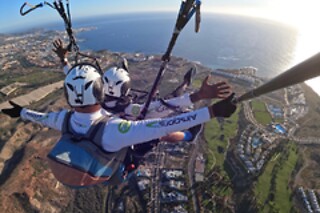 Un vuelo Bonze flight para 1 en Airsports Tenerife en Costa Adeje (Santa Cruz de Tenerife)