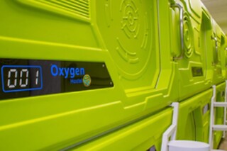 Una noche en cápsula para 2 en Oxygen Hostel Cápsula en Madrid