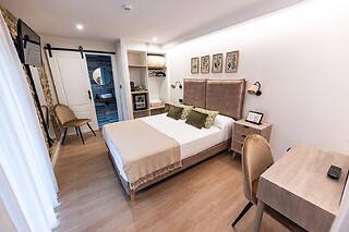 Una noche con desayuno para 2 adultos y 1 niño en Pensión*** O Relax Do Río en Muxía (A Coruña)