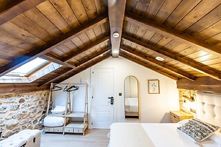 Una noche con desayuno para 2 adultos y 1 niño en Pensión*** O Relax Do Río en Muxía (A Coruña)