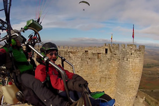 Vuelo en parapente biplaza en Alarilla (Guadalajara)