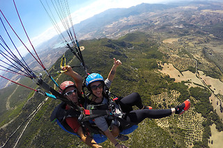 Vuelo en parapente biplaza en Algodones (Cádiz)