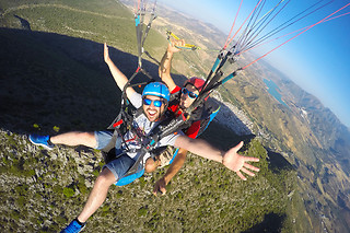 Vuelo en parapente biplaza en Algodones (Cádiz)