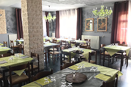 Cheap and Chic Hotel
