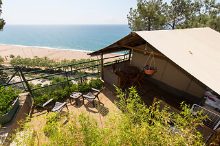 Dos noches con desayunos para 4 en Tienda Kenya - Camping el Far en Calella (Barcelona)