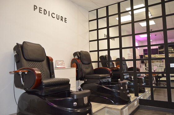 Un tratamiento facial Nails Lash Studio en Las Rozas (Madrid)