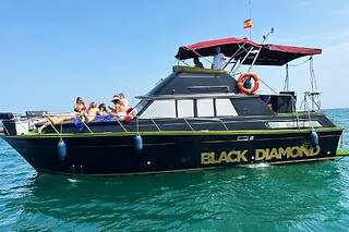 Una noche en barco para 2 en Diamond Boat Party en Sant Adrià de Besòs (Barcelona)