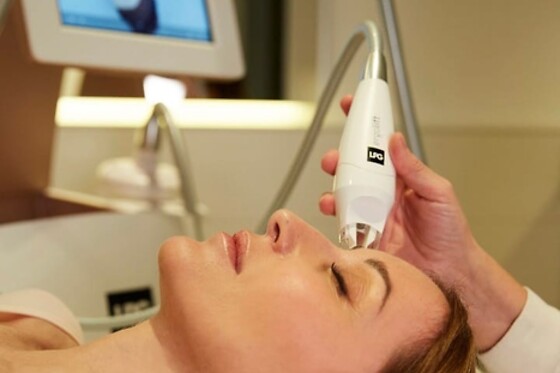 Un tratamiento corporal para 1 en Clínica Estética Avanzada Elletersa en Sevilla