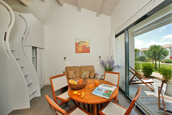 Hotel The Originals Les Vignes de la Chapelle - photo 2