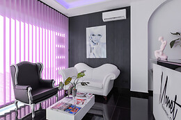 CLINICAS MONET MARBELLA