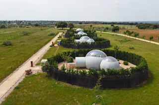 Una noche en una burbuja para 2 en Miluna Open Nature Rooms en Hormigos (Toledo)