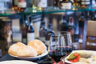 Dos noches con desayunos para 2 en Hotel Rural Campaniola en Pontevedra