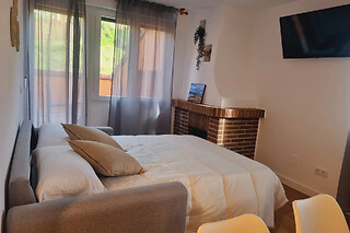 Una noche con desayuno para 2 en Maile Apartamentos en Potes (Cantabria)