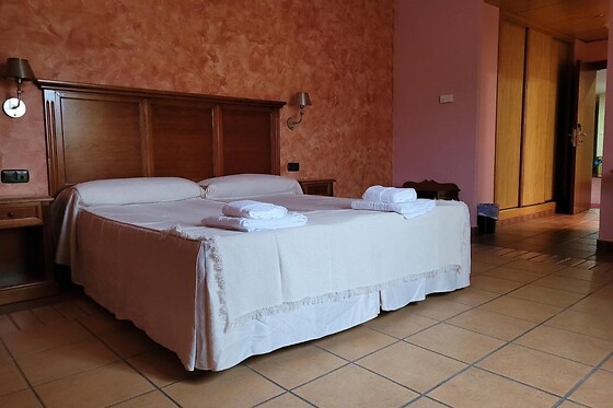 Dos noches con desayunos para 2 en Hotel Doña Mafalda de Castilla**** en Plasencia (Cáceres)