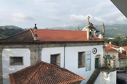 CASA LARGO DO CRUZEIRO