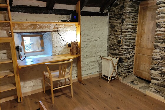 Una noche en la cabaña para 2 en Bordes Pirineu en Areu (Lleida)