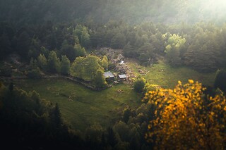 Una noche en la cabaña para 2 en Bordes Pirineu en Areu (Lleida)