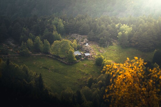 Una noche en la cabaña para 2 en Bordes Pirineu en Areu (Lleida)