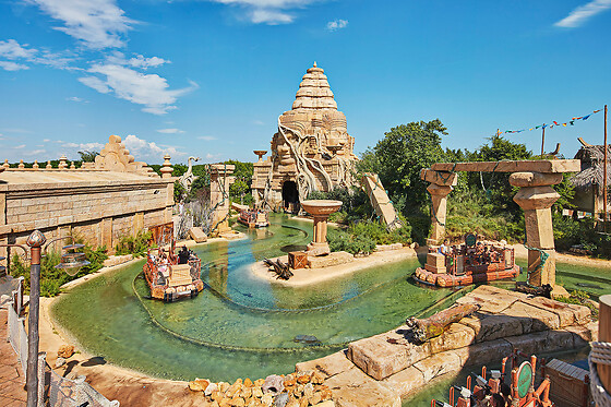 PortAventura - 1 día / 1 parque / 2 adultos + 1 niño