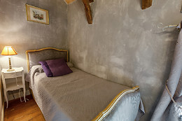 Les Escures