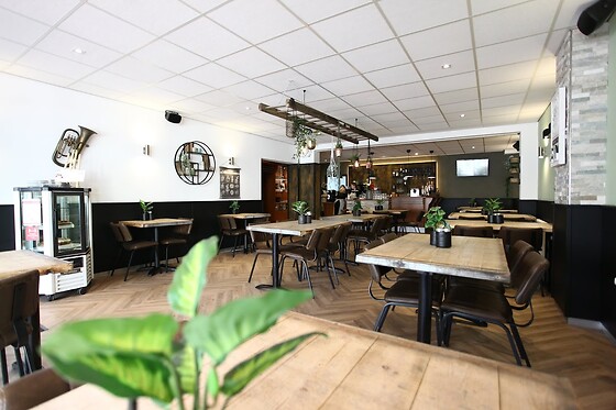 Pimmm's Food & Drink - photo 2