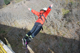 Salto de puenting en Buitrago del Lozoya (Madrid)
