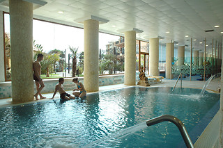 Un acceso a espacio bienestar para 2 en Hotel IPV Palace & Spa Costa del Sol en Fuengirola (Málaga)
